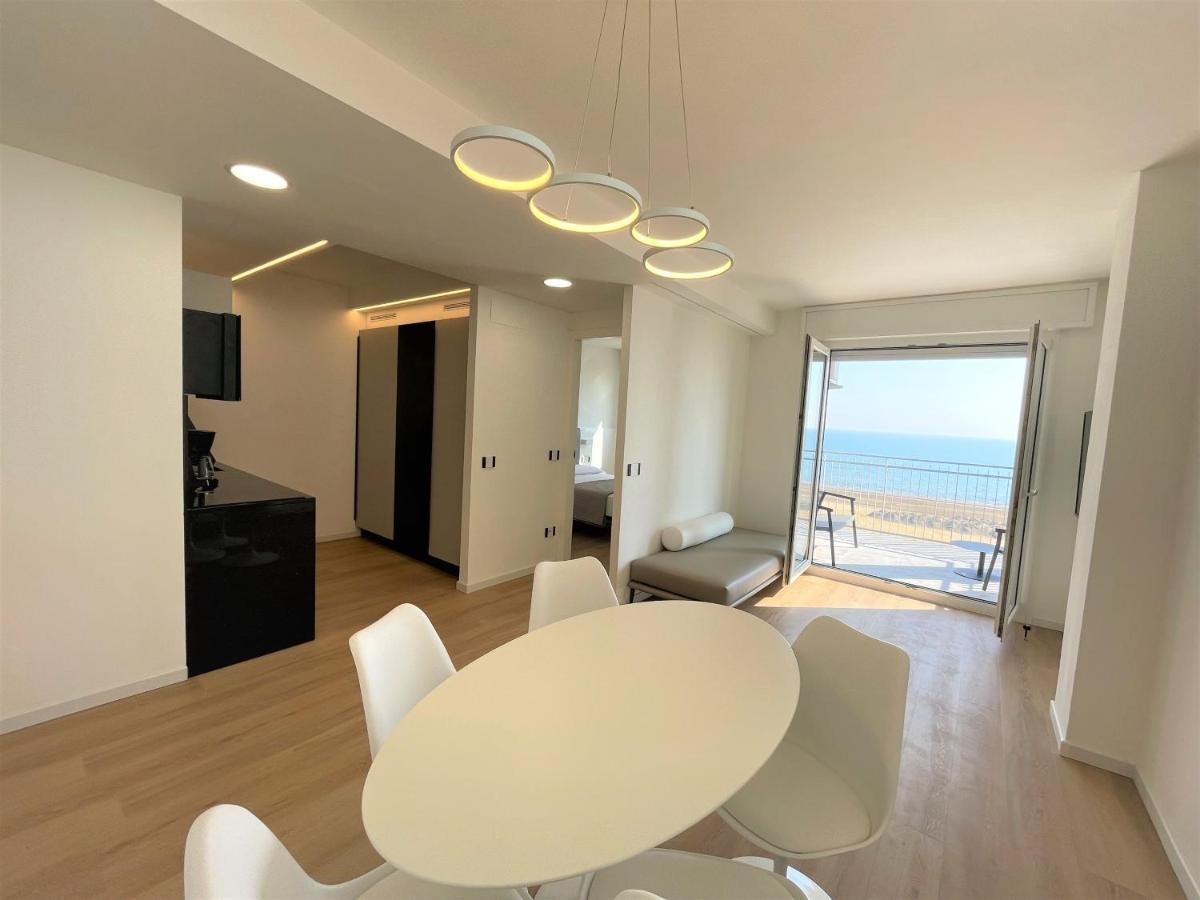 Condominio Bel Sole ビビオーネ エクステリア 写真